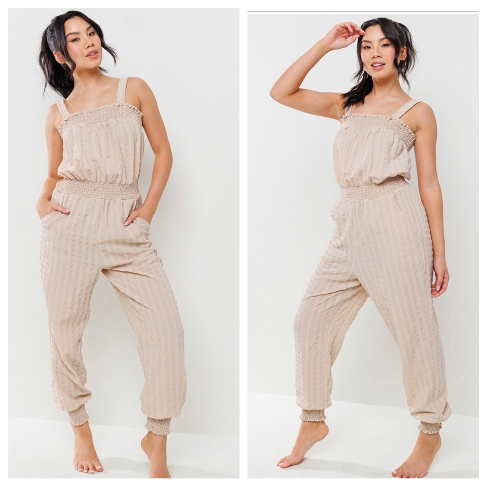29 Fabulous Textured Fabric Smocked Jumpsuit